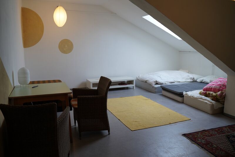 Datei:Mehrbettzimmer II.jpg